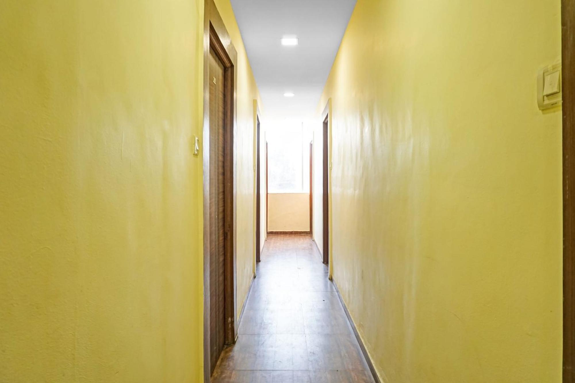 Hotel O 24K Inn Mundhwa Luaran gambar