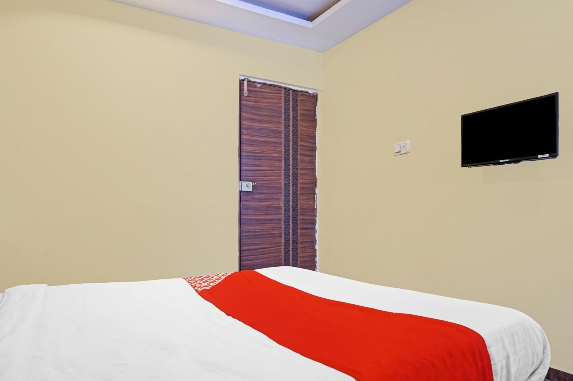 Hotel O 24K Inn Mundhwa Luaran gambar